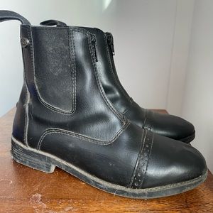 Equistar Equestrian Black Riding Boots in Youth 3